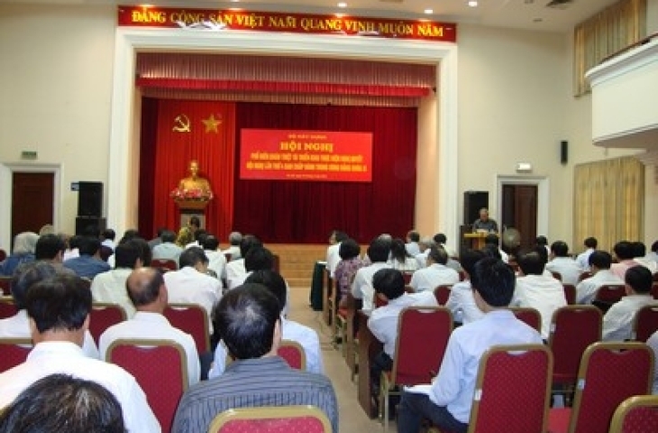 Bộ Xây dựng triển khai thực hiện Nghị quyết TW 4