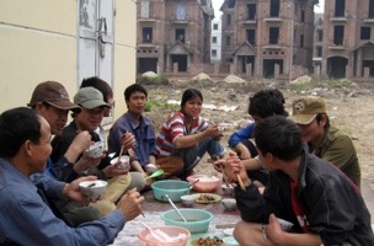 Những người không “chê” việc !