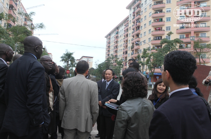 Đoàn đại biểu Châu Phi tới thăm quan Khu đô thị kiểu mẫu Linh Đàm