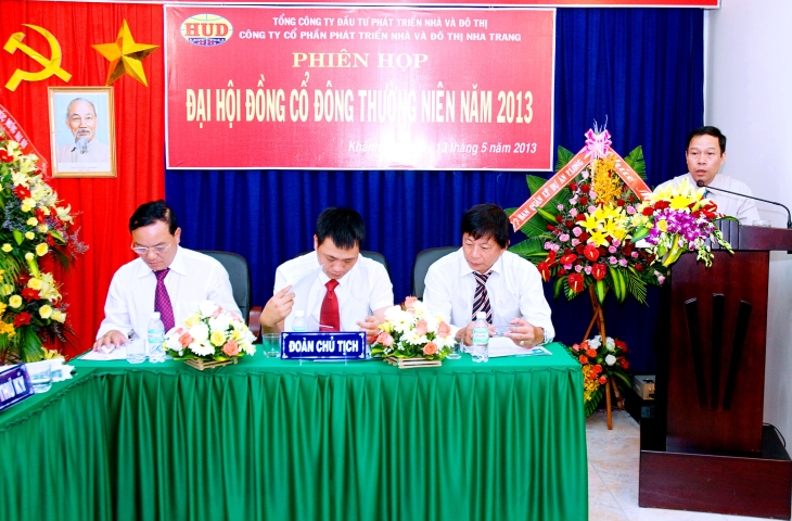 Công ty HUD Nha Trang tổ chức Đại hội đồng cổ đông thường niên năm 2013
