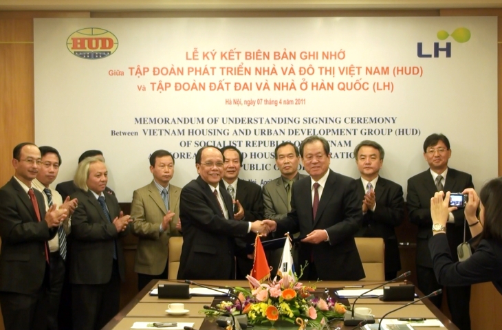 Tập đoàn HUD ký biên bản ghi nhớ hợp tác với Tập đoàn Đất đai và nhà ở Hàn Quốc
