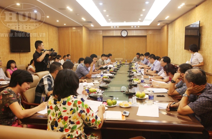 Tổng công ty tổ chức trả lời báo chí về công tác thành lập Ban quản trị, bàn giao - vận hành chung cư, kinh phí bảo trì và quyền sở hữu siêu thị, kios tầng 1 tại các Khu đô thị do Tổng công ty làm chủ đầu tư