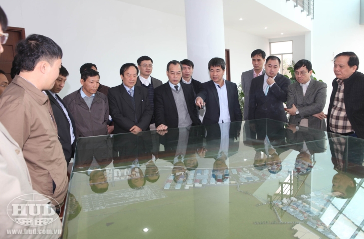 Khảo sát sản phẩm gạch Bê tông khí chưng áp do Viglacera sản xuất để đưa vào áp dụng trong chương trình phát triển nhà của Tập đoàn 