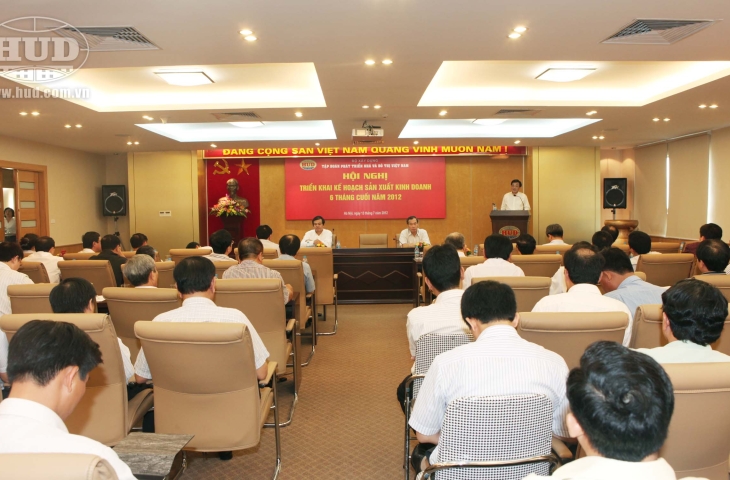 Tập đoàn tổ chức Hội nghị triển khai kế hoạch sản xuất kinh doanh 6 tháng cuối năm 2012