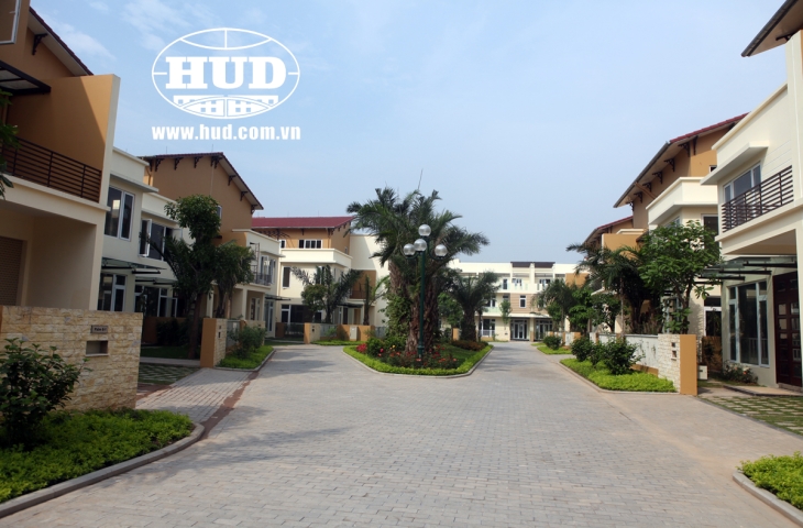 Khu nhà ở thấp tầng Palm Garden được Hội Kiến trúc sư Việt Nam công nhận là Công trình kiến trúc xanh Việt Nam năm 2012