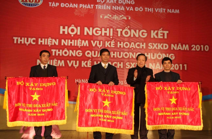 Tập đoàn tổ chức Hội nghị Tổng kết thực hiện nhiệm vụ SXKD năm 2010 và thông qua phương hướng nhiệm vụ SXKD năm 2011 