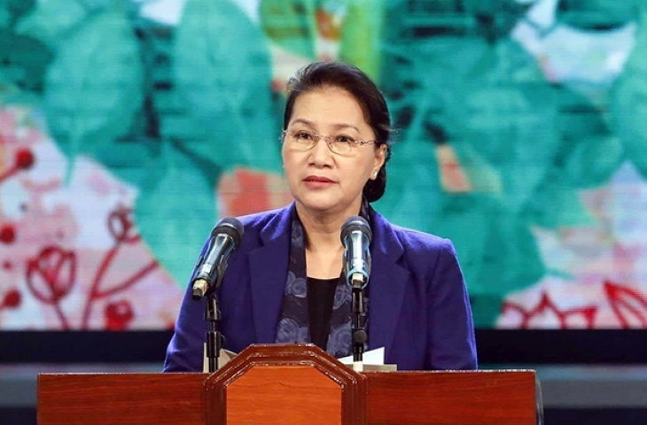 Tổng công ty HUD ủng hộ 200 triệu đồng với Chương trình “Cả nước chung tay vì người nghèo” năm 2018