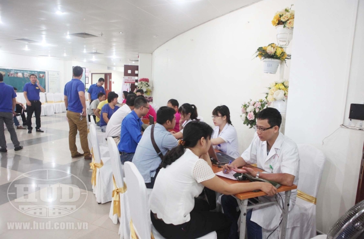 Công đoàn - Đoàn Thanh niên Tổng công ty HUD phối hợp tổ chức Ngày hội hiến máu “Giọt hồng tình nguyện”