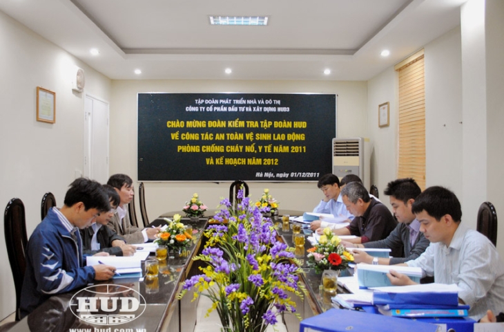Tập đoàn HUD kiểm tra công tác an toàn lao động năm 2011 tại Công ty HUD3