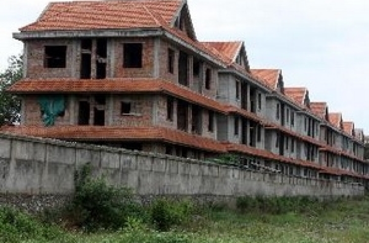 Bất cập nếu chỉ ưu tiên nhà cho người thu nhập thấp 