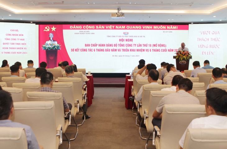 Hội nghị Ban Chấp hành Đảng bộ lần thứ 18 (mở rộng): Sơ kết công tác 6 tháng đầu năm, triển khai nhiệm vụ trọng tâm 6 tháng cuối năm 2024