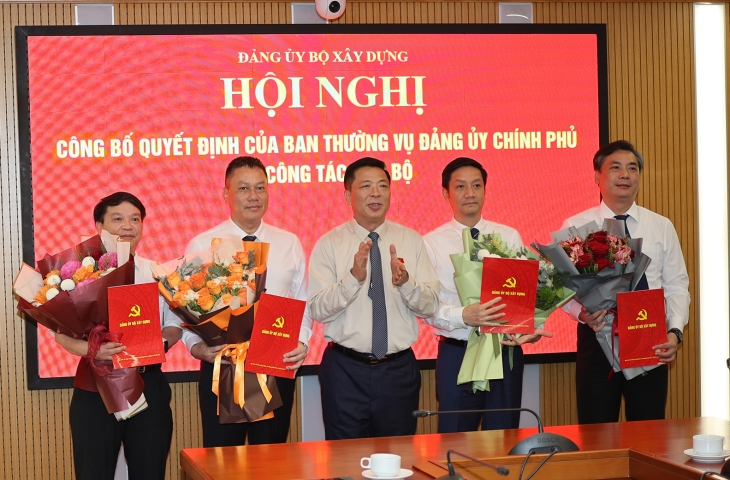 Đảng bộ Bộ Xây dựng tổ chức công bố Quyết định của Ban Thường vụ Đảng ủy Chính Phủ về công tác cán bộ